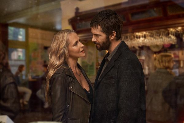 Рецензия на мини-сериал «Микстейп» — романтическое путешествие в музыкальный мир 1980-х
