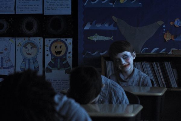Парящая винтовка, слишком много хот-догов и «Сияние»: объясняем пасхалки в «Орудиях»