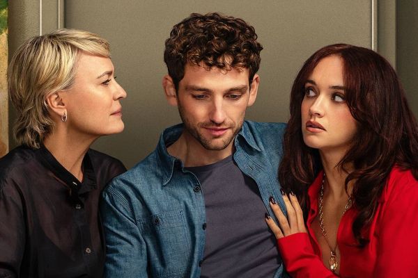Рецензия на сериал «Девушка моего сына» — психологическую драму с Робин Райт и Оливией Кук