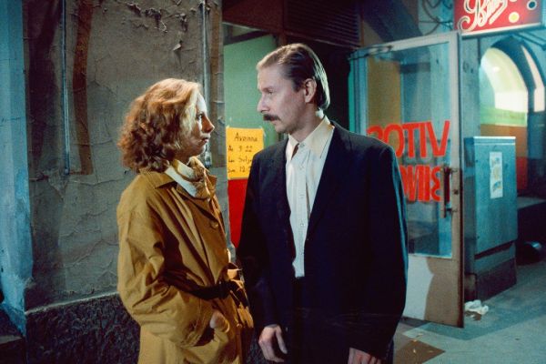 Что посмотреть? Кирилл Артамонов советует пролетарскую мелодраму «Тени в раю»