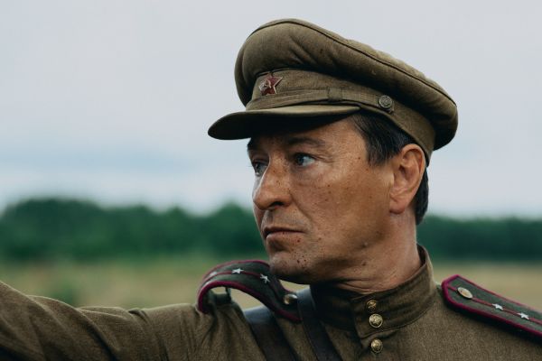 Рецензия на фильм «Август» — сумбурный военный триллер по великому роману Владимира Богомолова «Момент истины»