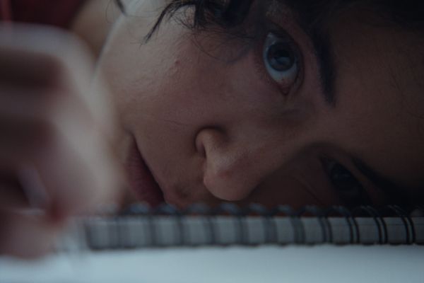 Режиссер Осгуд Перкинс и актриса Татьяна Маслани о хорроре «Крипер»: «На съемках вы словно бороздите океан и вытаскиваете все, что попадется» 