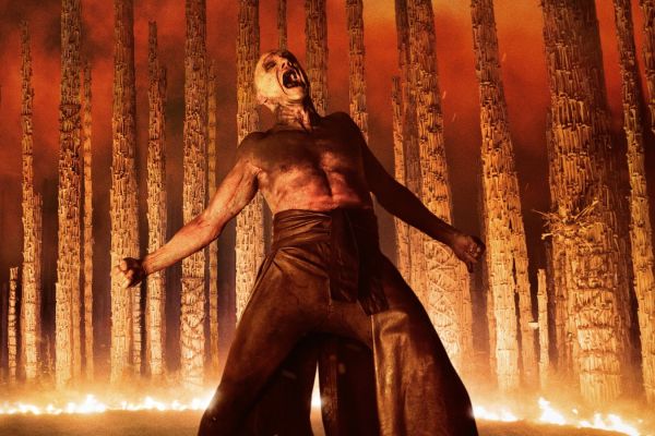 Старое-доброе ультранасилие: рецензия на фильм «28 лет спустя: Храм костей»