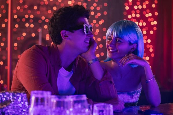 Долгая дорога френдзоны: рецензия на фильм «Отпуск на двоих» 