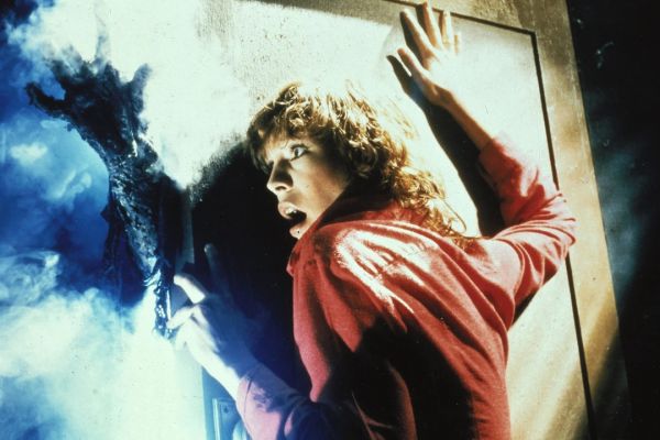 «Туман» окутал не только Сайлент-Хилл, но и Антонио Бэй: как хоррор Джона Карпентера пугает до сих пор?