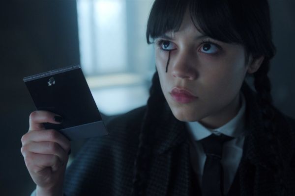 Сказка о том, как Netflix волшебство убил: рецензия на финал второго сезона «Уэнсдей»