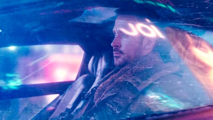 Бегущий по лезвию 2049