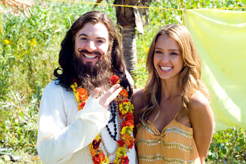 Жігіттің соратын видеоларын көру