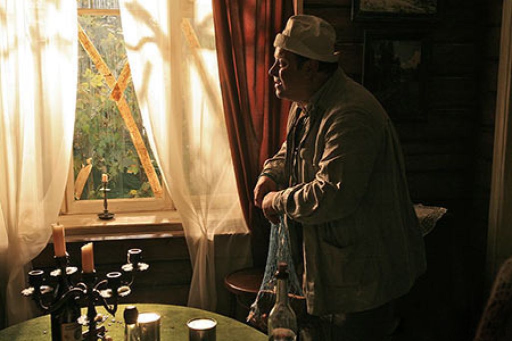 Надежда михалкова утомленные солнцем. Никита михалков в фильме утомленные солнцем. Утомленные солнцем рецензия. Утомленные солнцем рецензия. Утомленные солнцем михалков меньшиков.