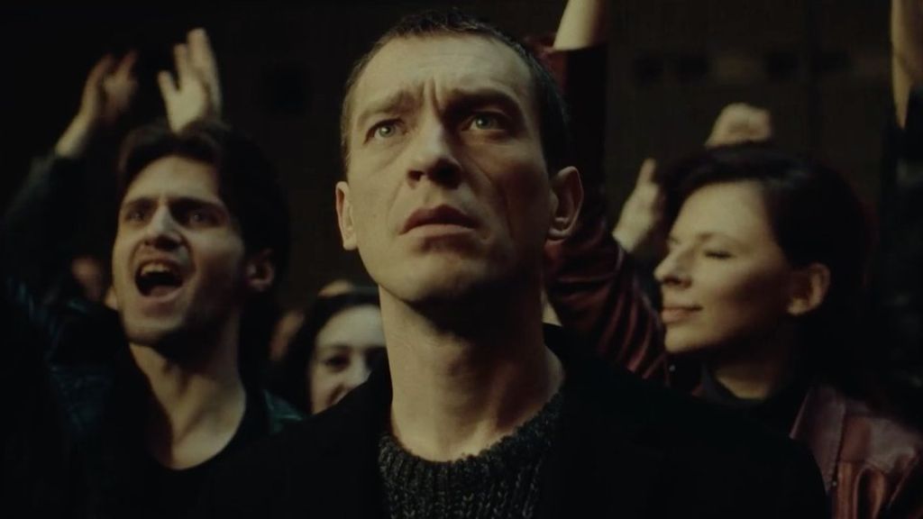 Рецензия на фильм «Рыжий»: аккуратный байопик о нежной душе поэта