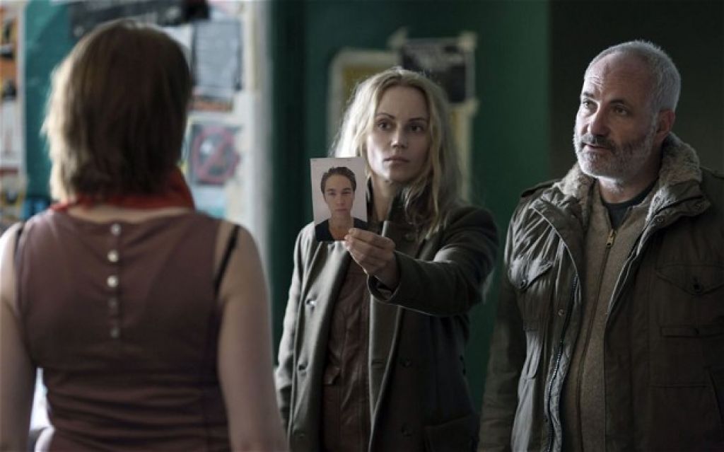 Берег правый, берег левый…