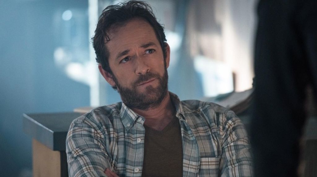 Актёр из «Беверли-Хиллз, 90210» госпитализирован с инсультом