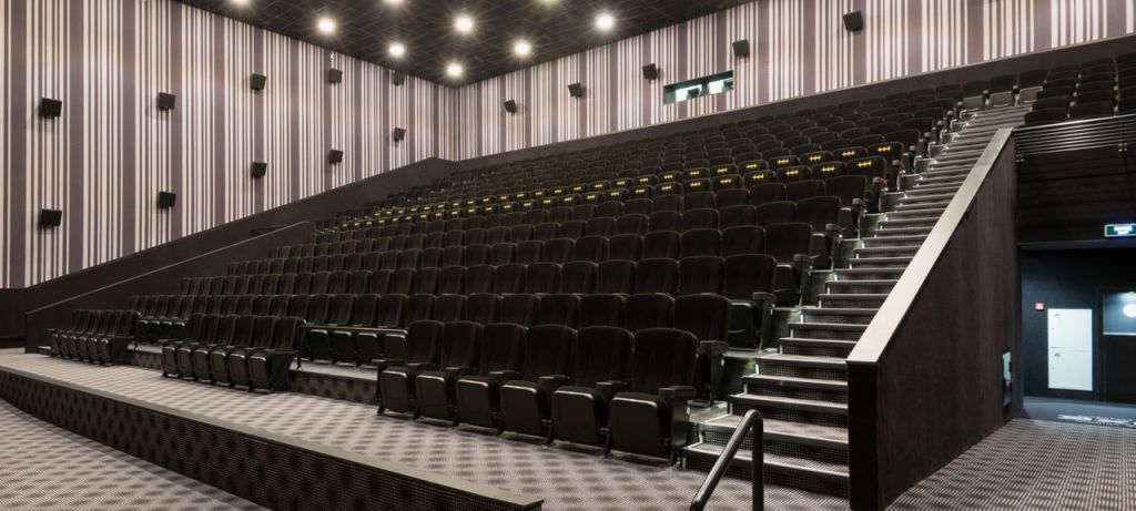 На поддержку московских кинотеатров выделили 300 млн рублей