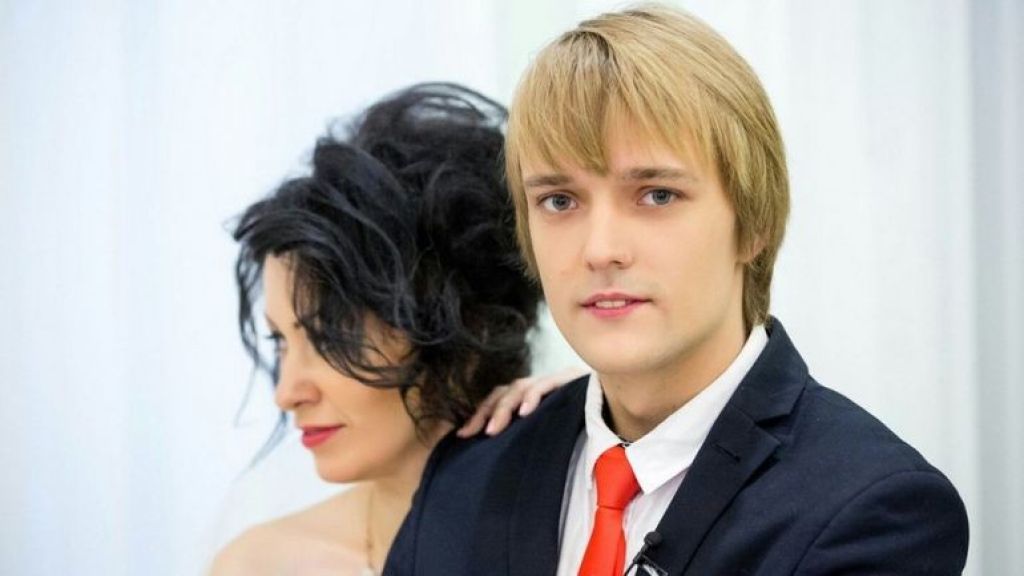 «Буду бороться за семью до крови» — Сергей Зверев-младший со своей супругой собирается подать в суд на отца