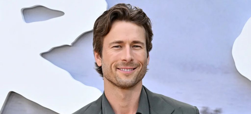 Глен Пауэлл возглавит молодёжную комедию для Paramount