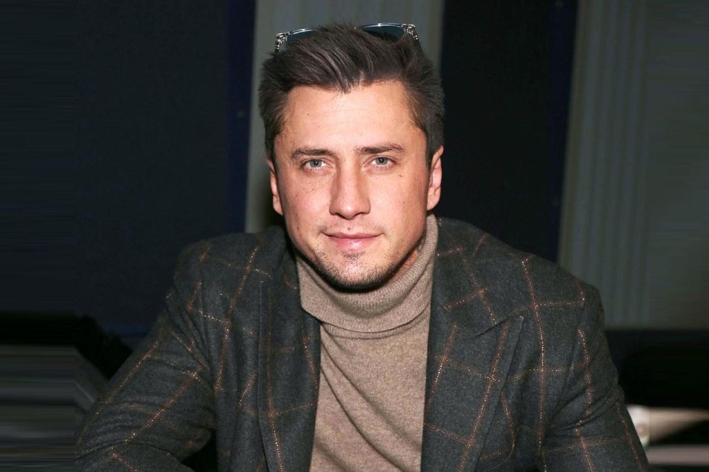 Актер Павел Прилучный был госпитализирован в больницу с переломом черепа
