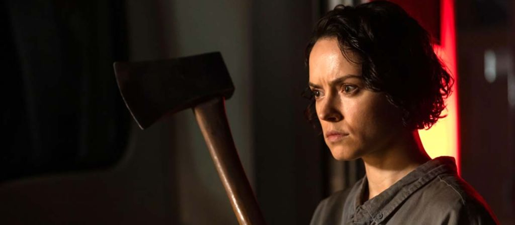 Появился трейлер зомби-триллера «Мы хороним мертвецов» с Дейзи Ридли