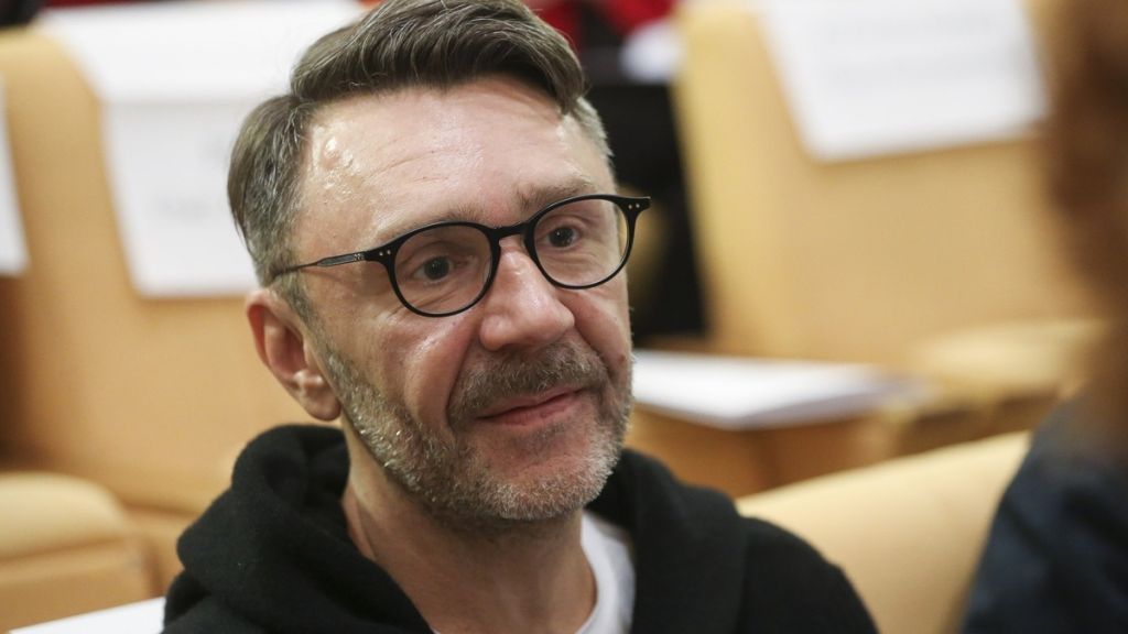 Сергей Шнуров стал новым голосом телеканала ТНТ
