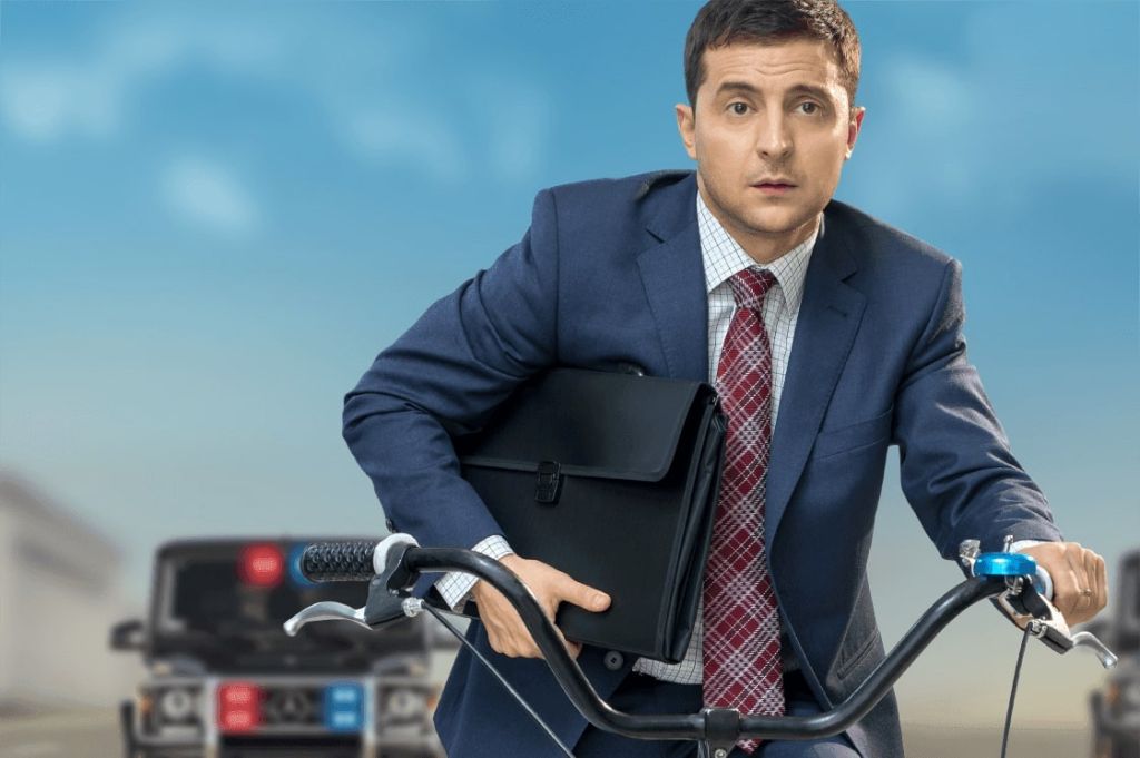 Заблокированный в России сериал «Слуга народа» доступен на КиноПоиске