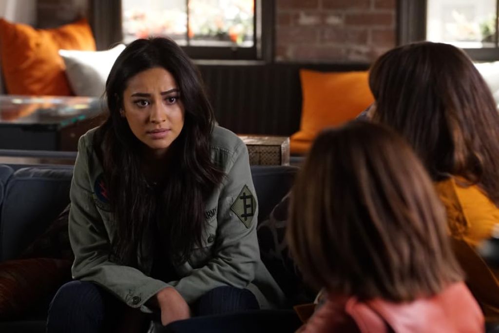 Милые обманщицы S7 E03