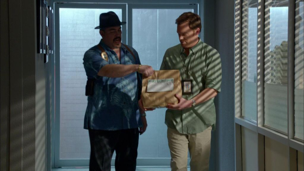 Декстер S08 E04