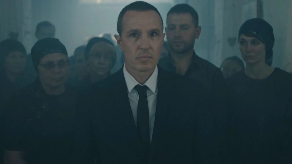 Жуки S3 E1