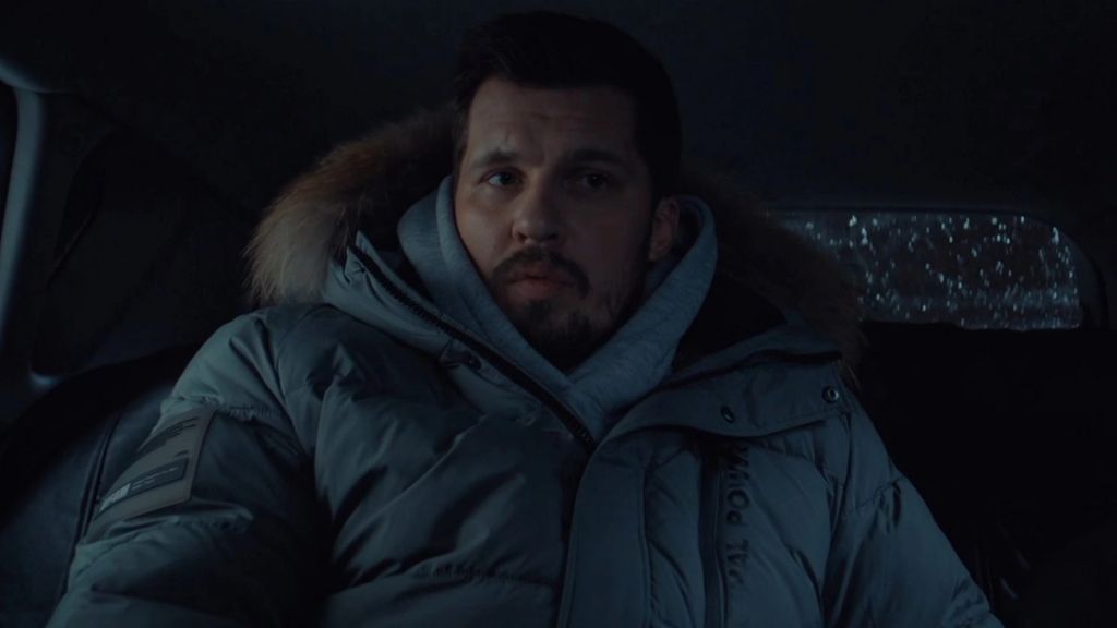 Праздники S1 E9