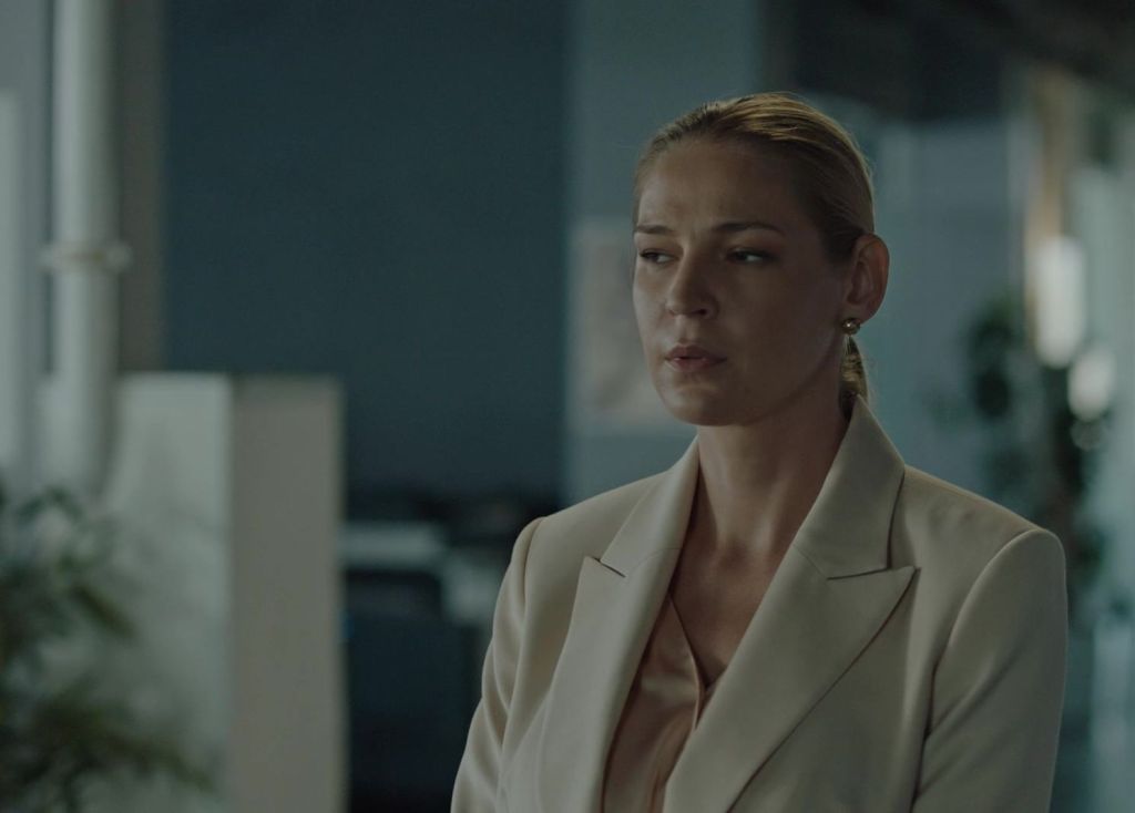Черное солнце S1 E3