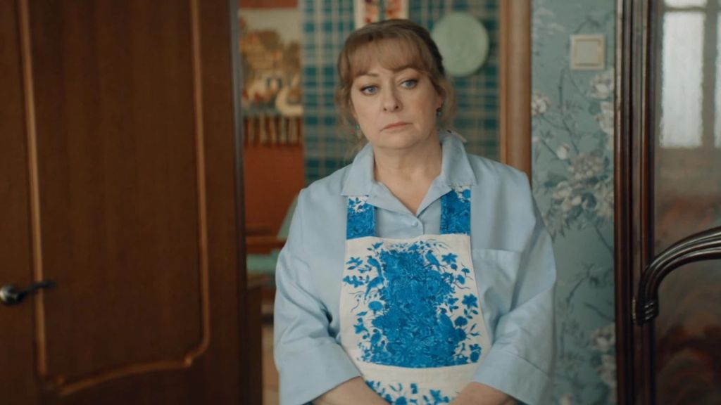 Праздники S2 E1