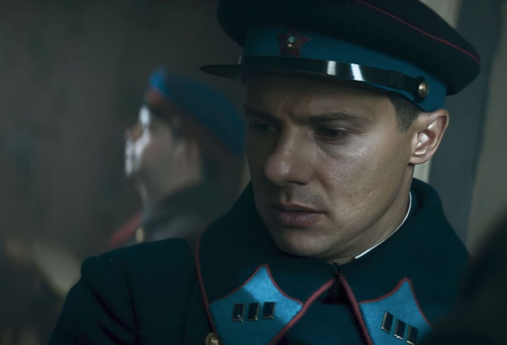 Враг у ворот S01 E01