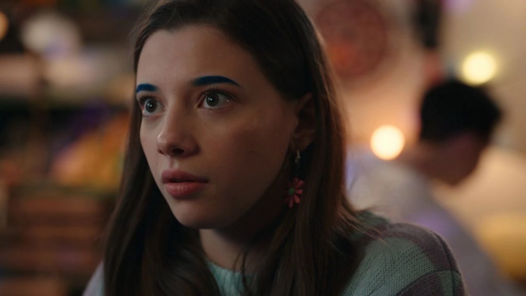 Первый раз S01 E06
