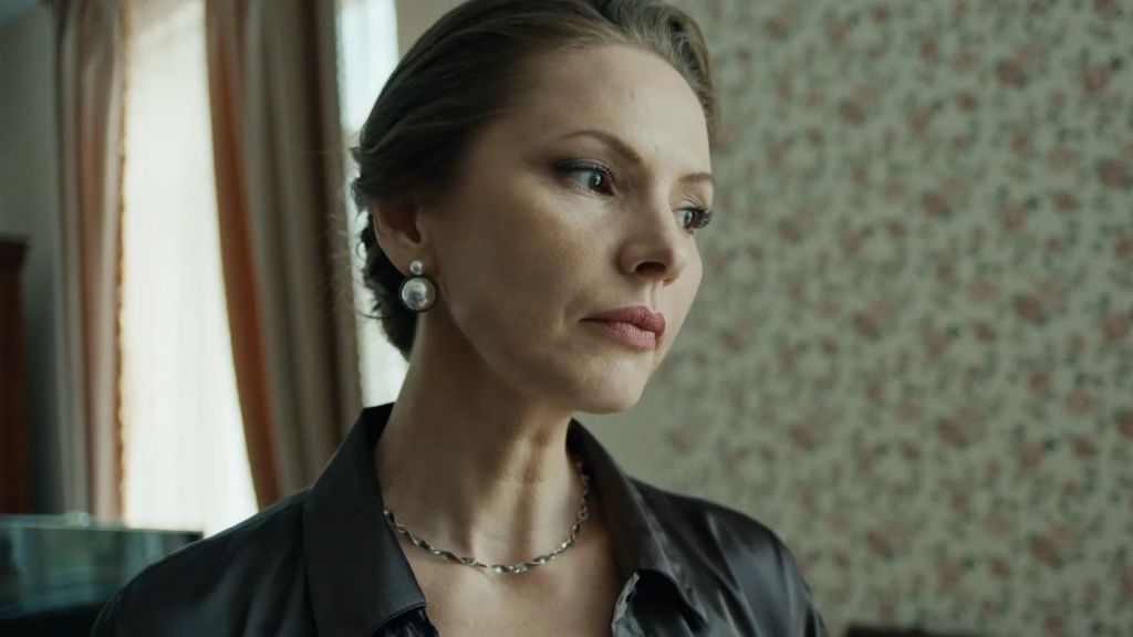 Белая полоса S01 E03