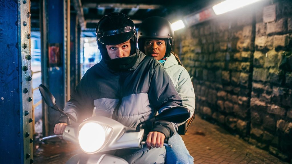 Гостья S01 E04