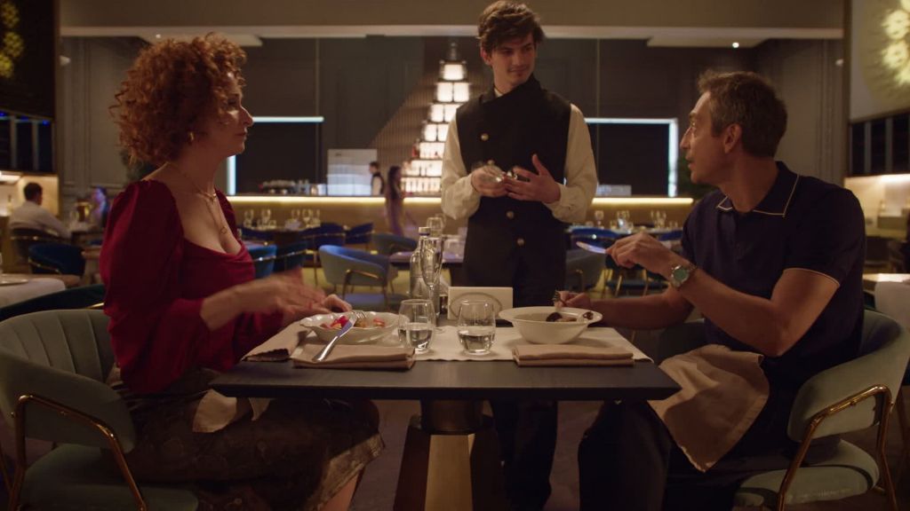 Первокурсницы S02 E16