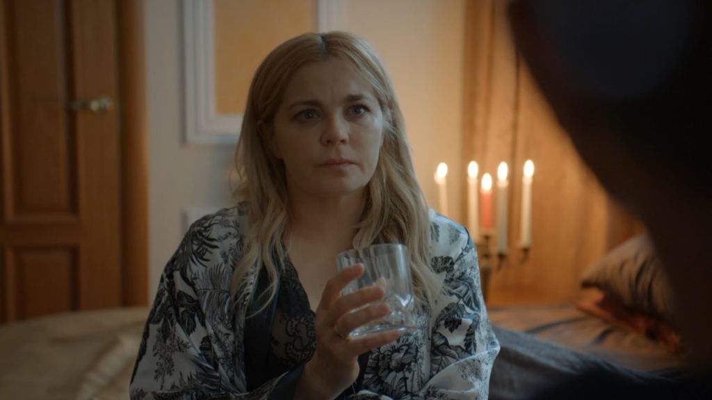 Здесь все свои S01 E03