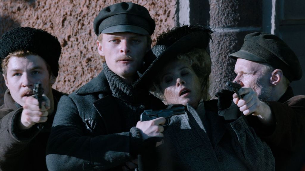 Хроники русской революции S01 E01