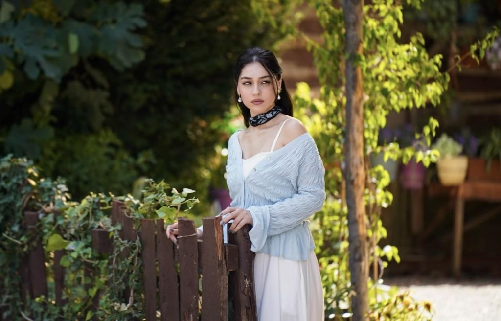 Розы и грехи S01 E01