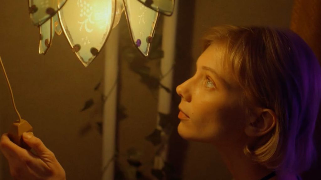 Гостья S01 E01