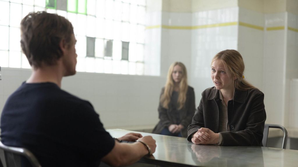 Похищенная девушка S01 E04