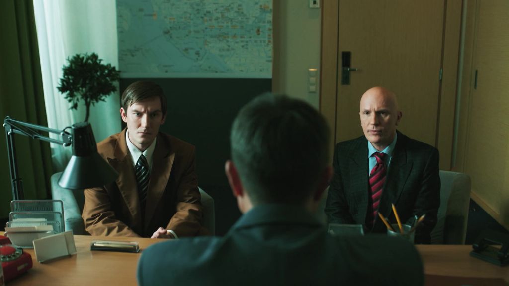 Ничья в пользу КГБ S01 E01