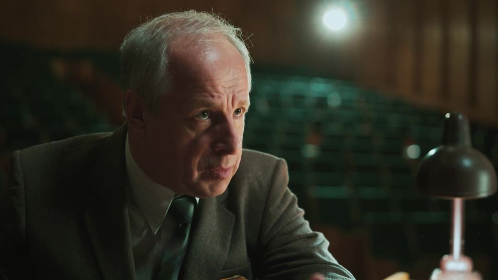 Ничья в пользу КГБ S01 E03