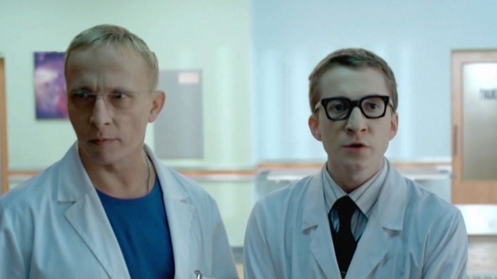 Интерны S01 E01