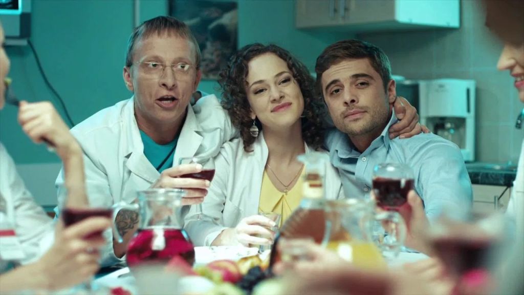 Интерны S04 E61