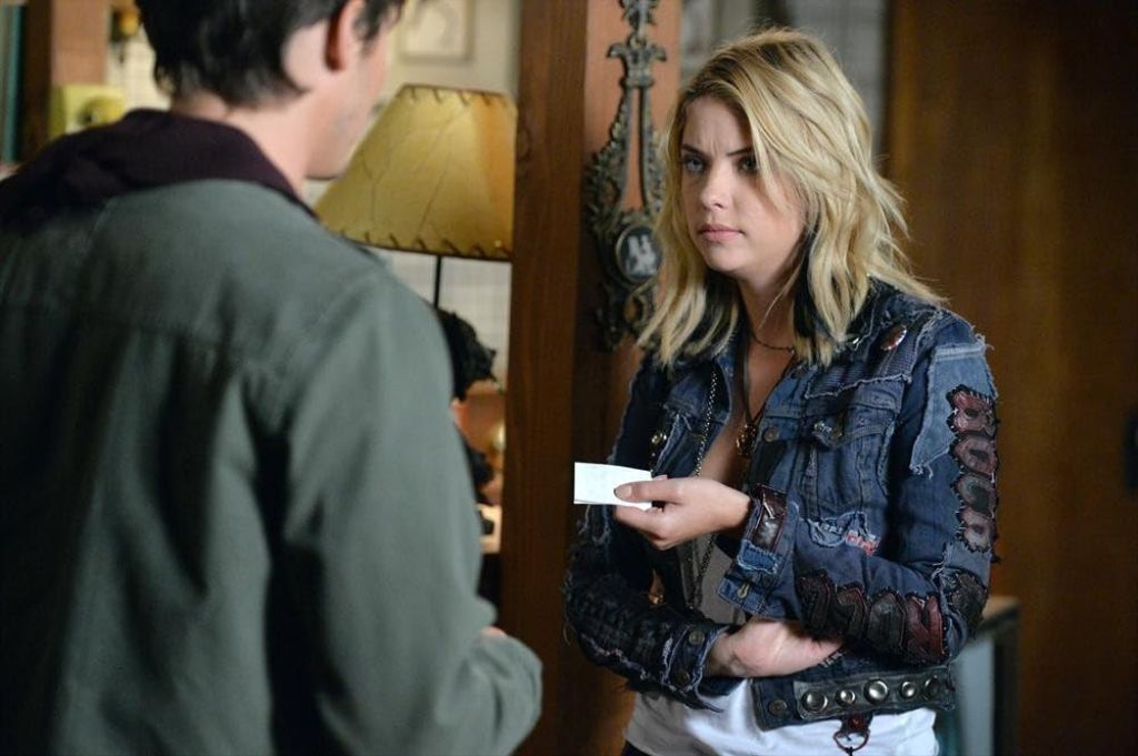 Милые обманщицы S05 E09