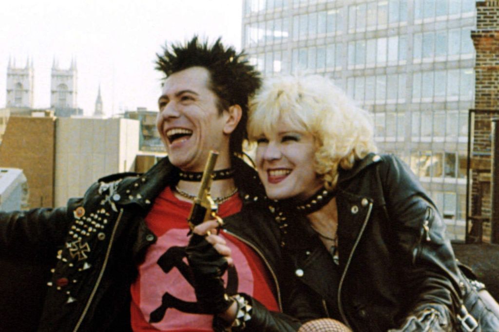 Похожие на "Сид и Нэнси" /Sid and Nancy/ (1986). 