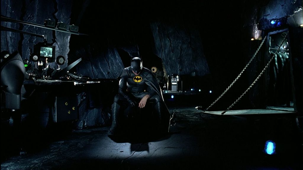 Кадр из фильма "Бэтмен возвращается" .
