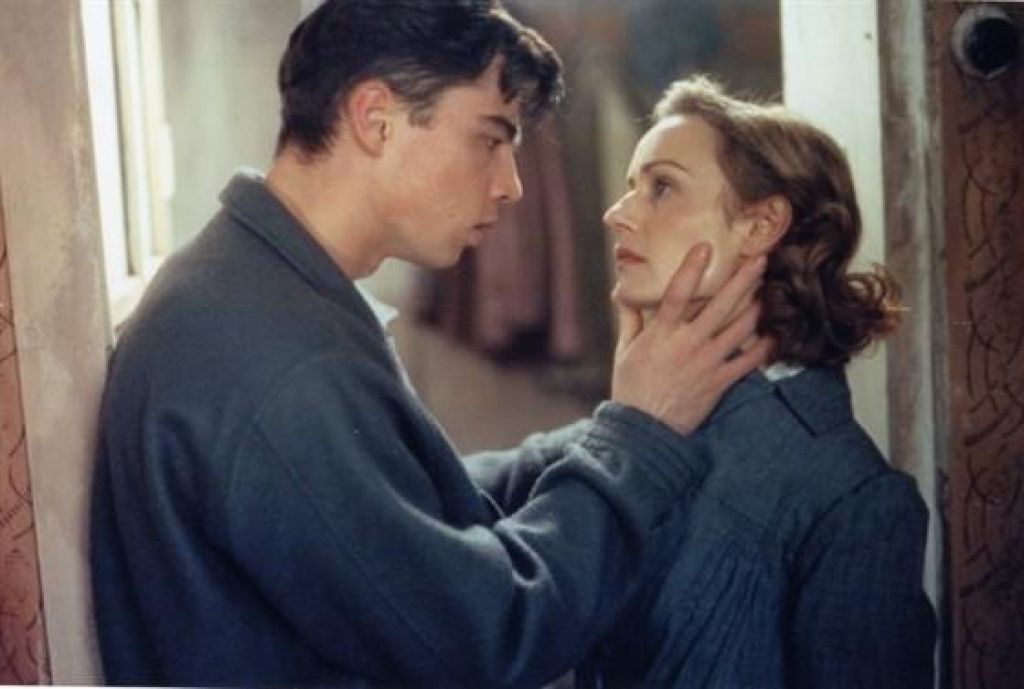 Восток-запад (1999) — Фильм.ру