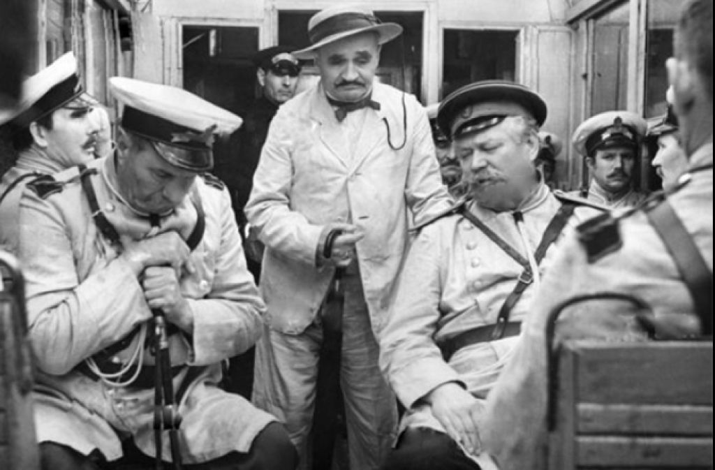 Хуторок в степи