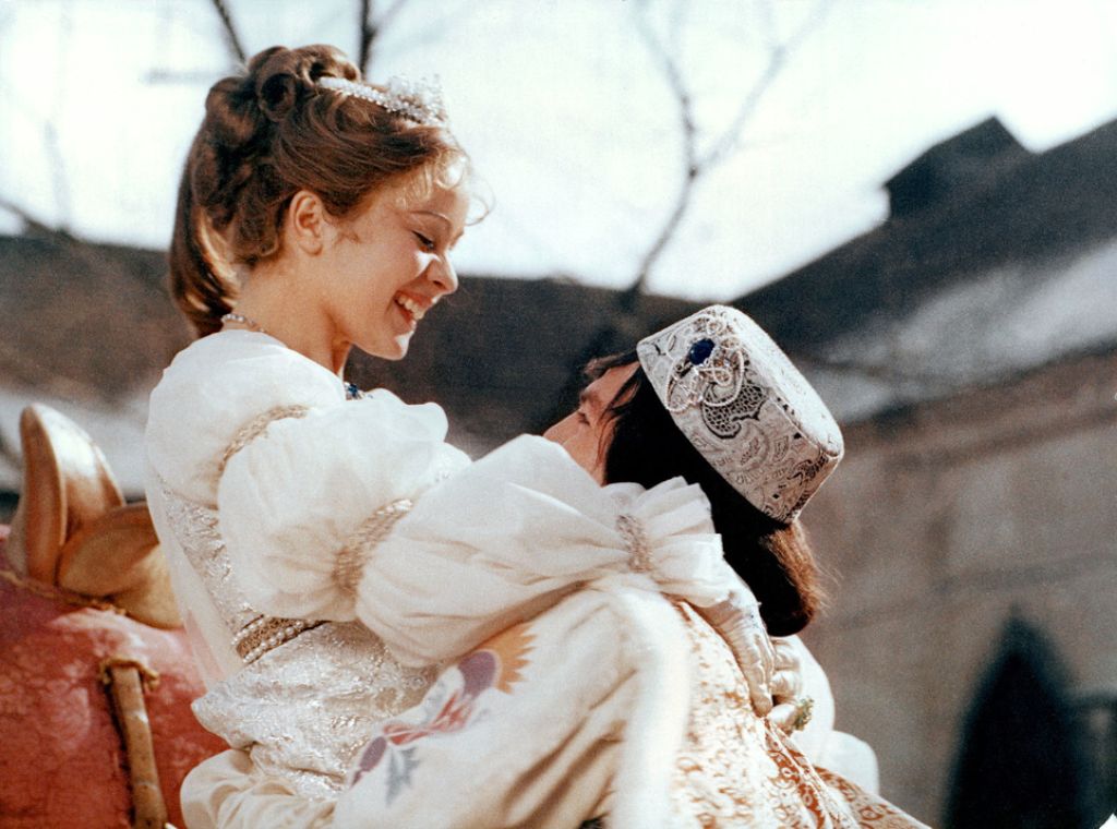 Три орешка для Золушки (1973) — Фильм.ру