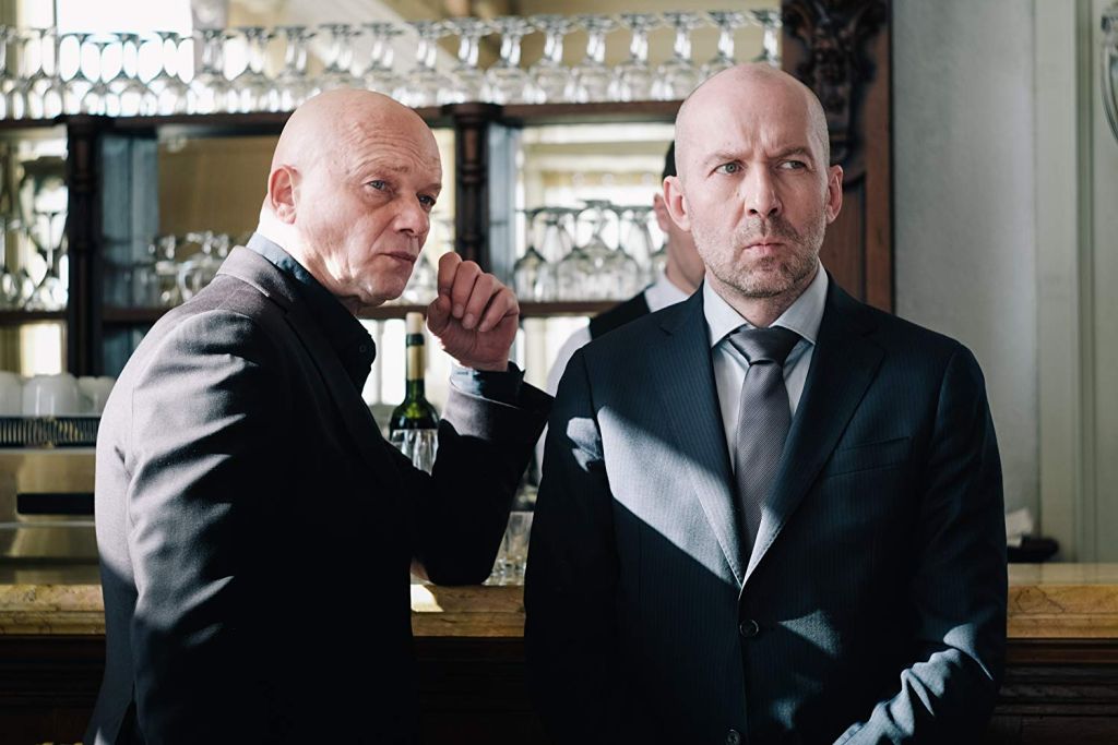Мертвое озеро сериал
